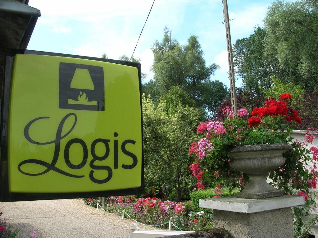 Logis Le Moulin Fleuri Hotel Veigné Kültér fotó